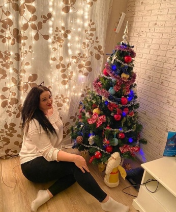 Я живу в Москве и предлагаю широкий спектр услуг для достижения полного удовлетворения.
🍷 Забудь о своих заботах и насладись моим эксклюзивным компаньонством, полным энергии.
💋 Я могу быть твоей дамой на общественных мероприятиях, а также твоим огненным союзником в спальне.
📸 Возможно, ты заметил мои фото - самые горячие и соблазнительные. Они лишь предоставляют небольшой проблеск моей естественной красоты.
🔥 Уверенно обращайся ко мне, и я окуну тебя в мир наслаждения и удовольствия.
💌 Я всегда стараюсь обеспечить высокий уровень сервиса и удовлетворить каждое из твоих желаний.
💬 Мои клиенты говорят, что я - лучшая компания истинного джентльмена. Не упусти шанс испытать это собственными глазами!
💫 Так что, если ты ищешь самые яркие эмоции и безграничное удовольствие, я здесь для тебя. Сделай шаг и позвони мне сейчас. Я жду тебя! Светлана